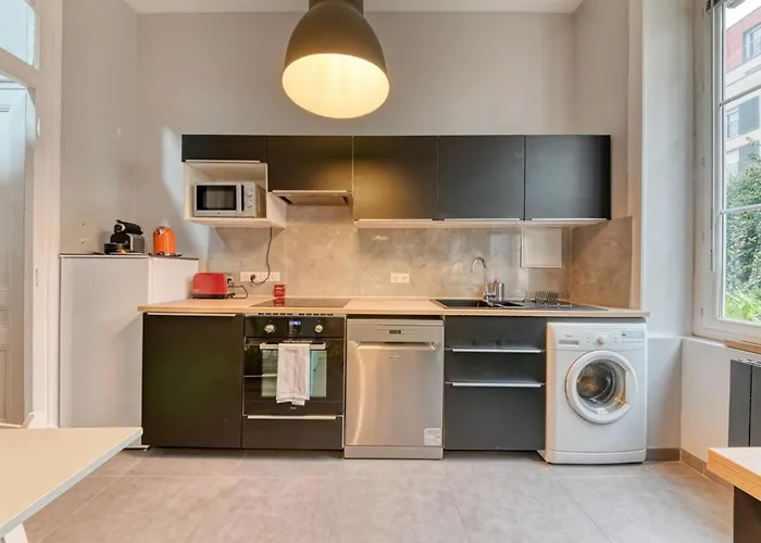 Le Garden City - Bel Appartement Avec Jardin Prive